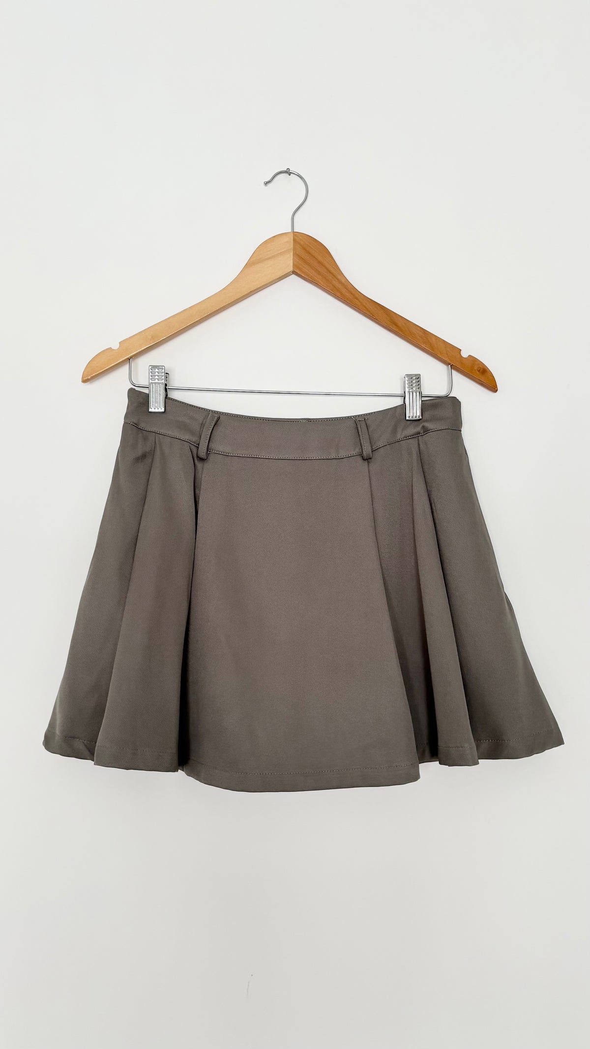 Falda Short Gris