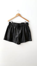 SHORT VINIPIEL